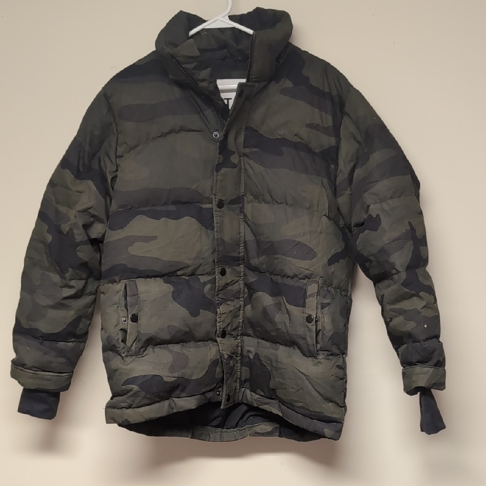 Aritzia Super Puff Camouflage Puffer Jacket